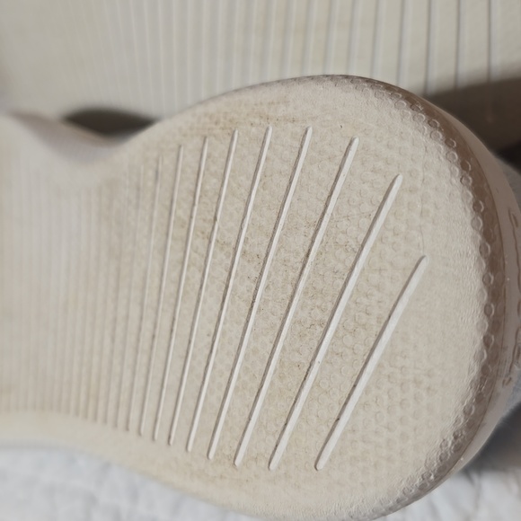 Allbirds Women's Shoes - Picture 13 of 14